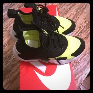 Preschool Nike Hurache Drift sz 11